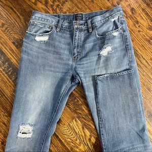 LIKE NEW! J Crew Men’s Driggs Distressed Jeans